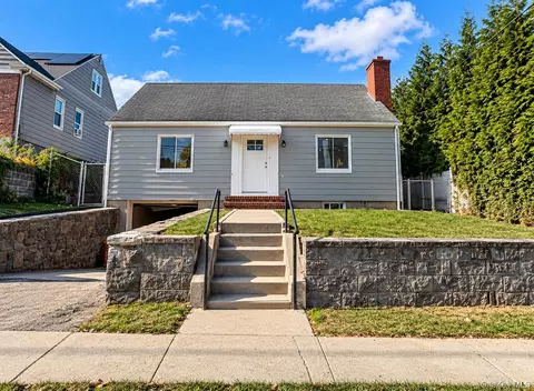 37 Jefferson Ave, White Plains, NY 10606