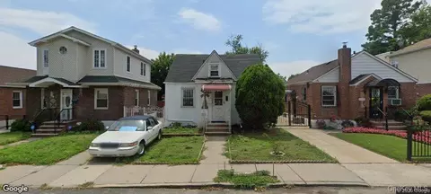 22324 113th Dr, New York, NY 11429