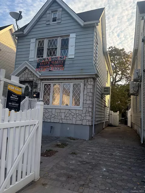 12917 135th St, New York, NY 11420