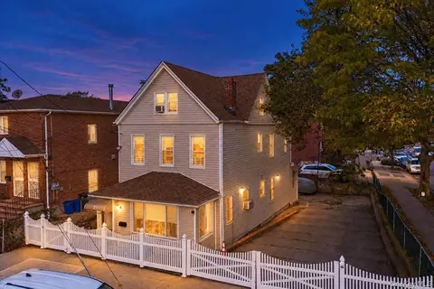 10967 77th St, New York, NY 11417