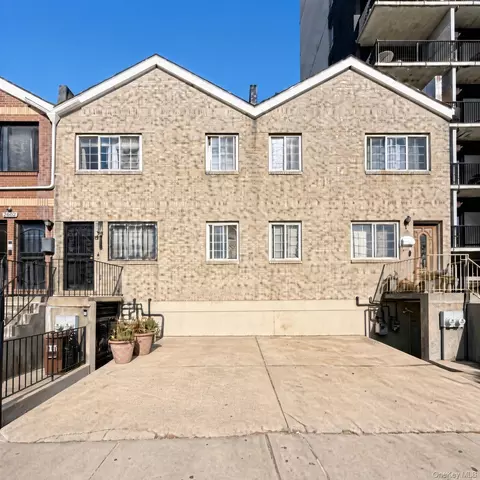 2411 Albemarle Rd, Brooklyn, NY 11226