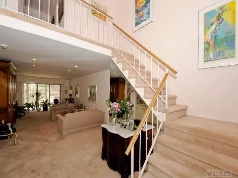 22 Maple Run DR, Jericho, NY 11753 photo 1
