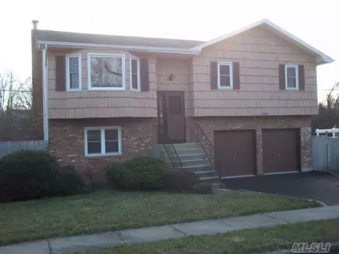 6 Rustic Ct, Plainview, NY 11803 photo 1