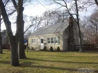 Undisclosed, Patchogue, NY 11772 photo 1