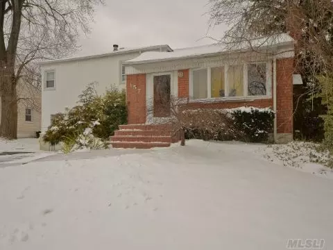 157 Orchard St, Plainview, NY 11803 photo 1