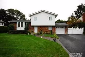 29 Orange DR, Jericho, NY 11753 photo 1