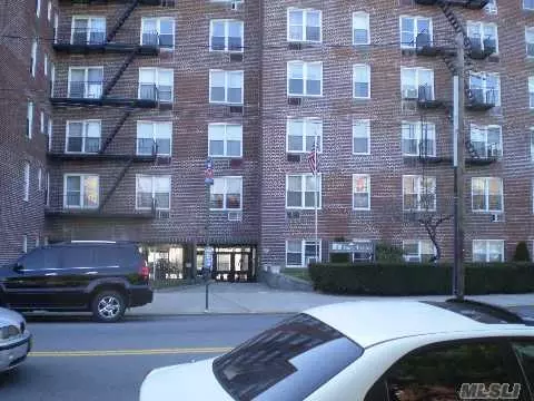 Undisclosed, Flushing, NY 11354 photo 1