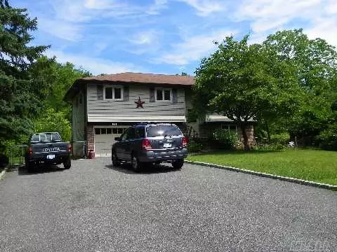 105 Birch ST, Islip, NY 11751 photo 1