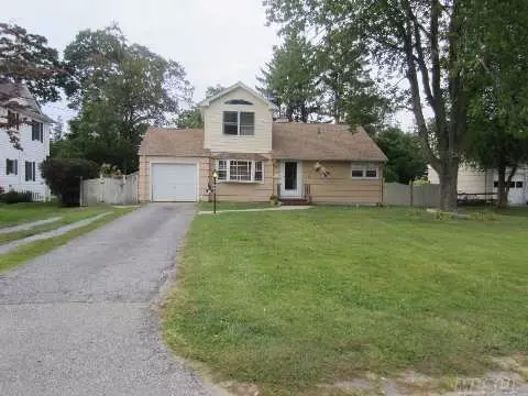 Undisclosed, Islip, NY 11751 photo 1