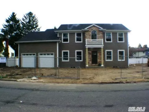 56 Belmont Ave, Plainview, NY 11803 photo 1