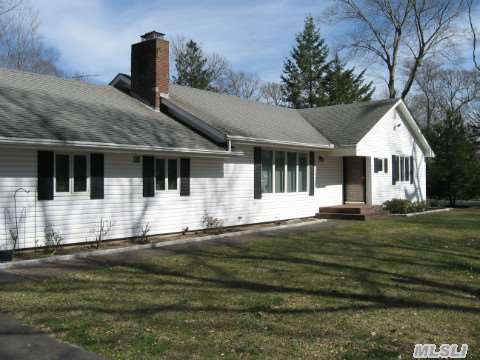 178 Washington Ave, Patchogue, NY 11772 photo 1