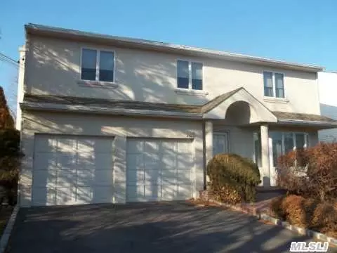 745 Washington St, Baldwin, NY 11510 photo 1