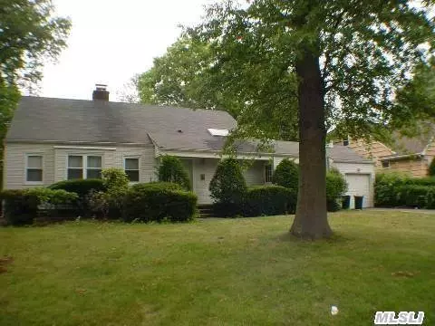 19 Scott Ave, Jericho, NY 11753 photo 1