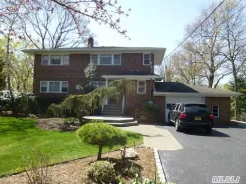 Undisclosed, Commack, NY 11725 photo 1