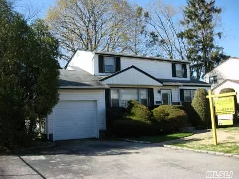 45 Westbury Ave, Plainview, NY 11803 photo 1