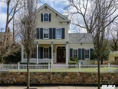 208 Main St, Cold Spring Harbor, NY 11724 photo 1