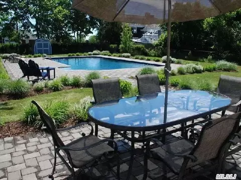 22842 Main Rd, Orient, NY 11957 photo 1