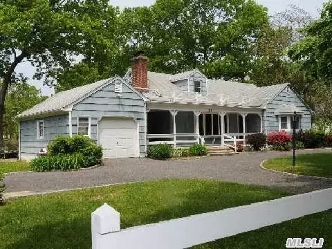 71 Fig St, Central Islip, NY 11722 photo 1