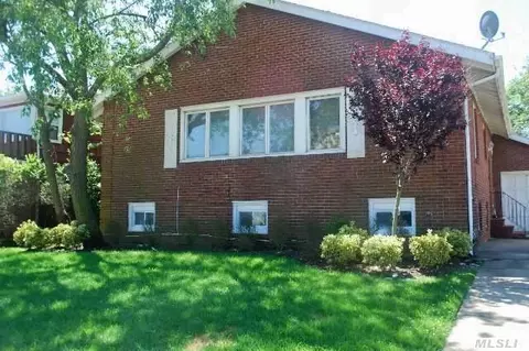250 E Beech St, Long Beach, NY 11561 photo 1
