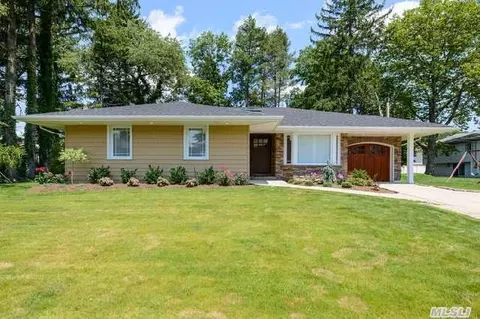 8 Middle Ln, Jericho, NY 11753 photo 1