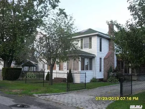 67 Wiggins Ave, Patchogue, NY 11772 photo 1