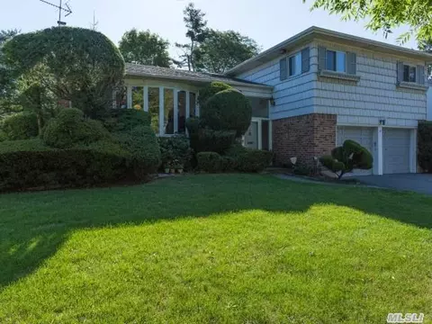 14 Clinton Ln, Jericho, NY 11753 photo 1