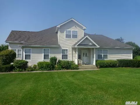 167 Adele Ct, Riverhead, NY 11901 photo 1