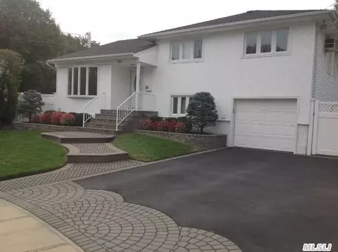 2 Harold Ct, Plainview, NY 11803 photo 1
