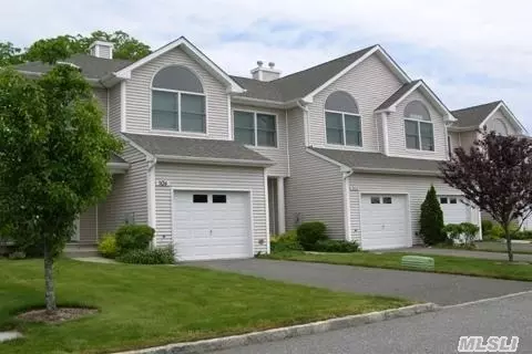 Undisclosed, Riverhead, NY 11901 photo 1