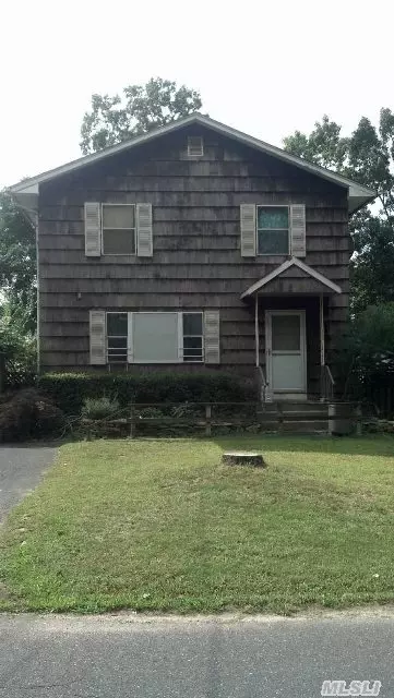 Undisclosed, Patchogue, NY 11772 photo 1