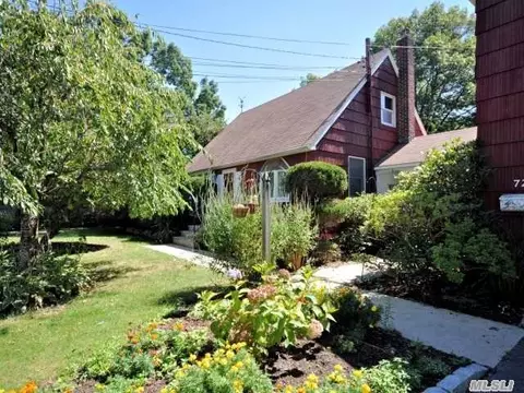 72 Shaw Ave, Islip, NY 11751 photo 1