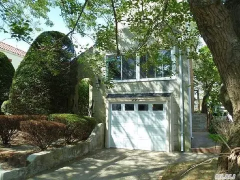 445 E Olive St, Long Beach, NY 11561 photo 1