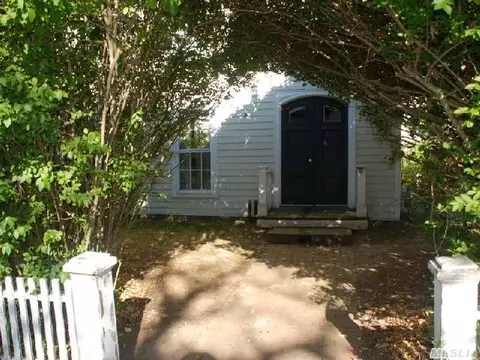 23765 Main Rd, Orient, NY 11957 photo 1