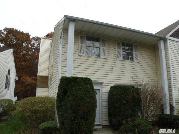 6 Partridge Trl, Coram, NY 11727 photo 1