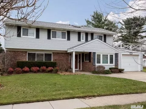 138 Central Park Rd, Plainview, NY 11803 photo 1