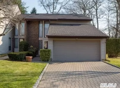 55 Maple Run Dr, Jericho, NY 11753 photo 1