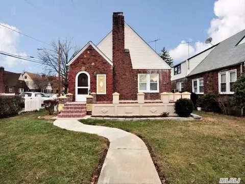 977 Wallace Ave, Baldwin, NY 11510 photo 1