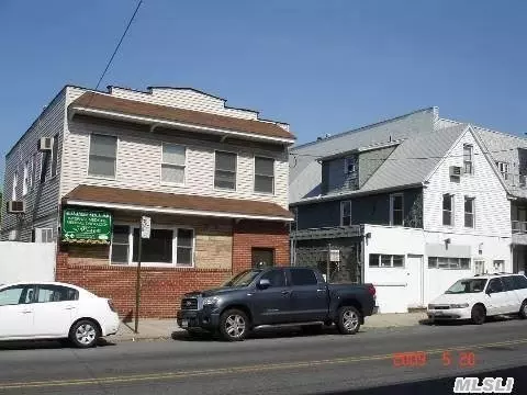 43-50 162nd St, Flushing, NY 11358 photo 1