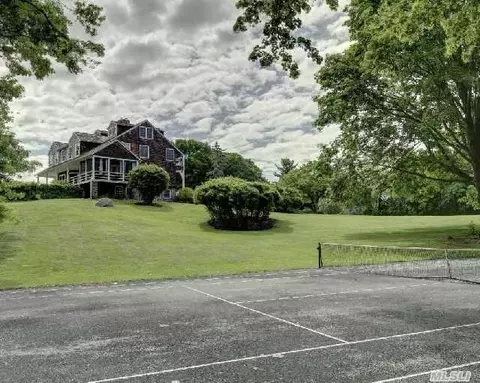 725 Maple Ln, Orient, NY 11957 photo 1
