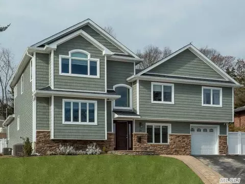 24 Devonshire Ct, Plainview, NY 11803 photo 1