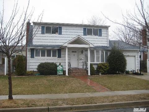 Undisclosed, Bethpage, NY 11714 photo 1