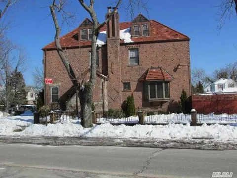199-02 28th Ave, Flushing, NY 11358 photo 1