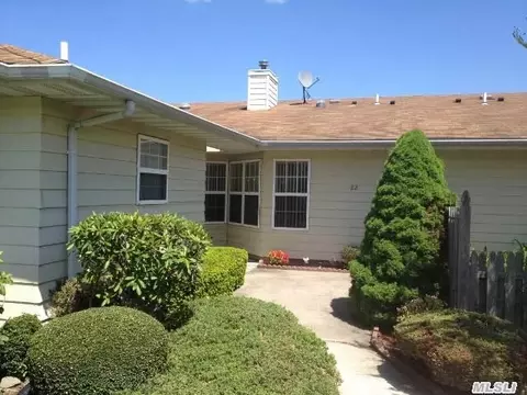 82 Theodore Dr, Coram, NY 11727 photo 1