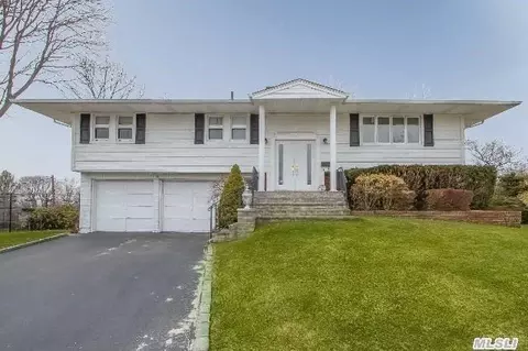 3 Pal Ct, Plainview, NY 11803 photo 1
