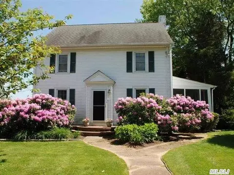 25650 Main Rd, Orient, NY 11957 photo 1
