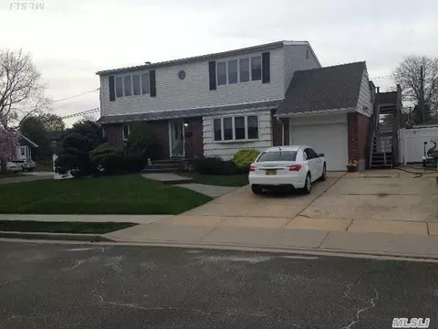 6 David Rd, Plainview, NY 11803 photo 1