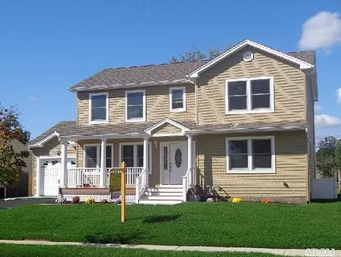 15 Karen Ave, Plainview, NY 11803 photo 1