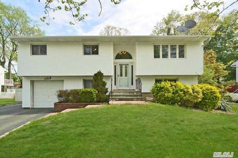 8 Alice Ln, Commack, NY 11725 photo 1