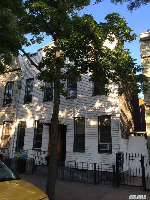 Undisclosed, Flushing, NY 11385 photo 1