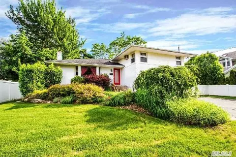 6 Bounty Ln, Jericho, NY 11753 photo 1